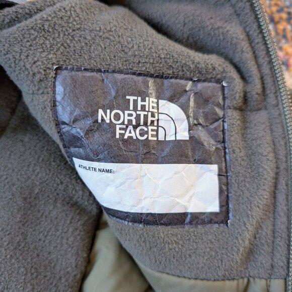 THE NORTH FACE | "Snowquest" Insulated Toddler Bib | Taupe Green Camo Print - Picture 11 of 11